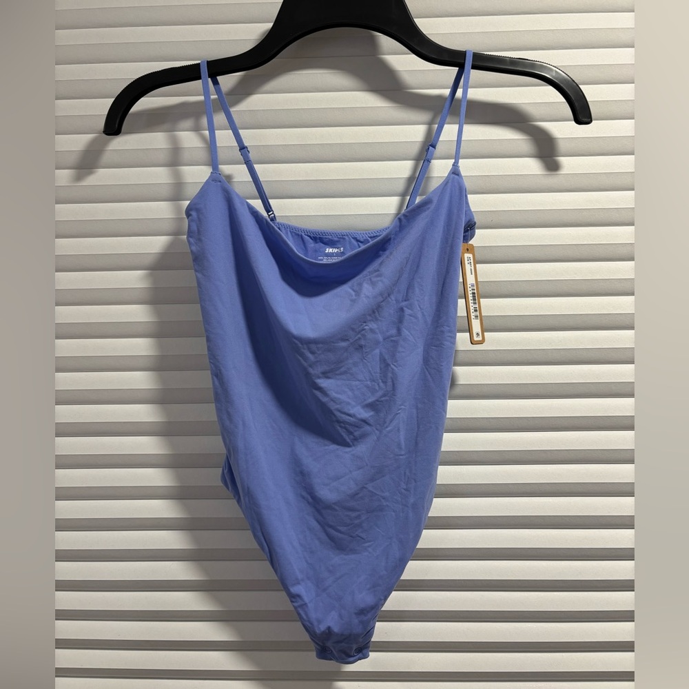 Skims bodysuit - Picture 2 of 5